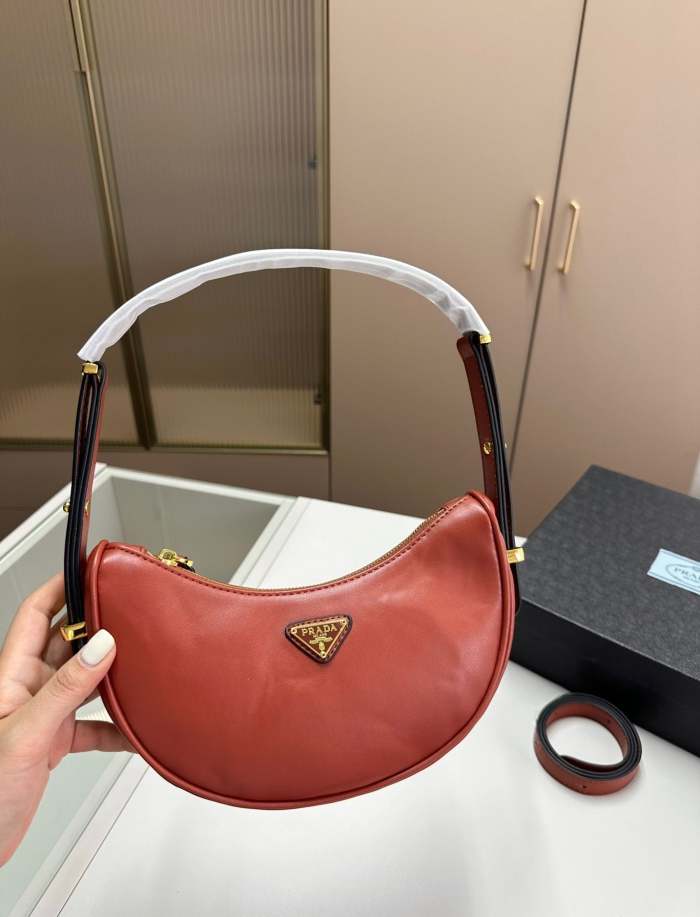 Split Leather  bag ,3A , size 20*7*12cm ,no box,  B68-6019-6021