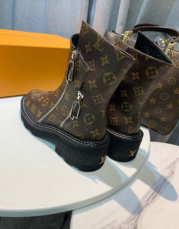 Top Quality Women's boot shoes,size 35-41,SS120-151