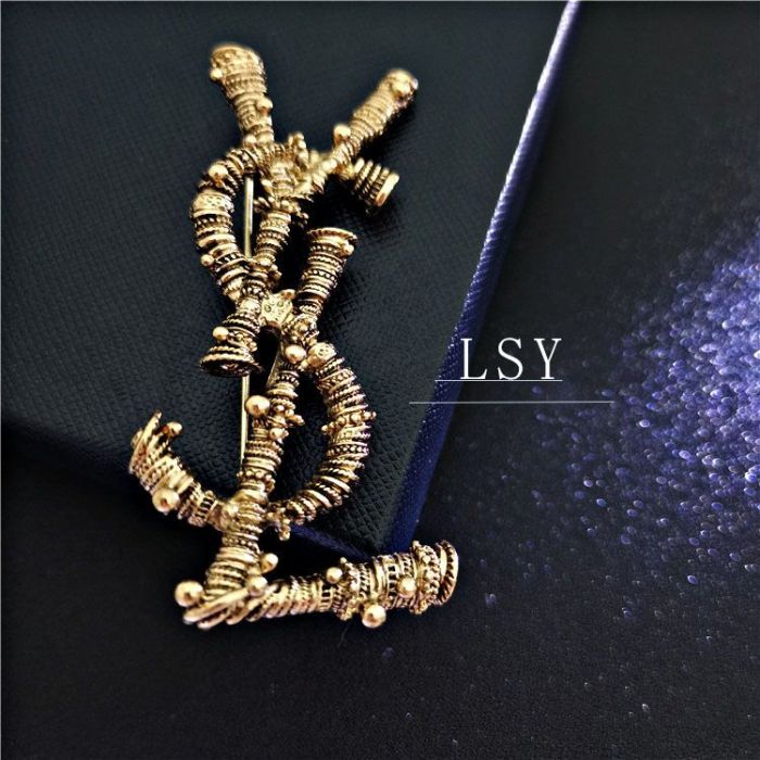 Brooch jewelry ,with box,  J20-544