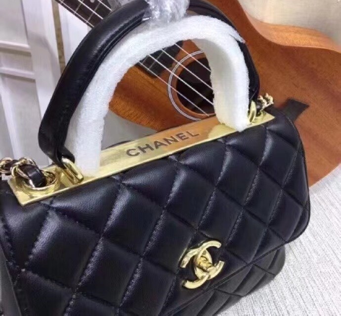 Leather  bag ,5A , size 25X12X17cm ,no box,  B110-159