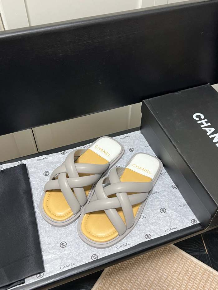 Women's Flat slippers shoe ,size 35-40 ,SS50-1219-1226