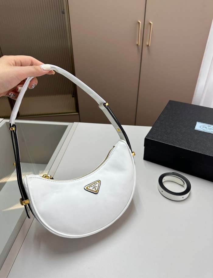 Split Leather  bag ,3A , size 20*7*12cm ,no box,  B68-6019-6021