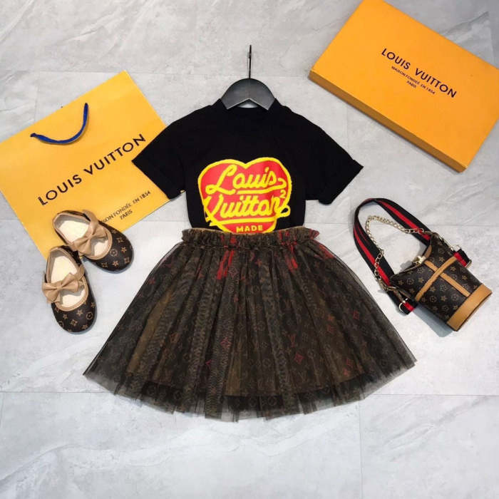 T-shirt +  skirts suit Kids set clothes, no box, CL25-880-883