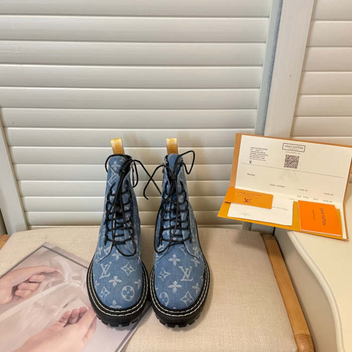 ladies flat boots shoes,size 35-40 ,SS70-1513-1514