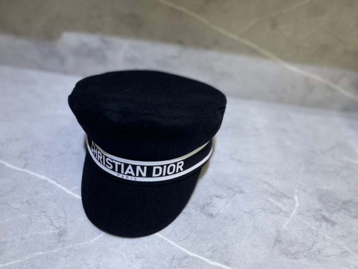 Fashion hat for women ,no box. HX25-601-603