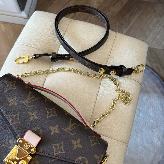 Split leather bag , 3A, size 21x12cm, no box, B68-5951