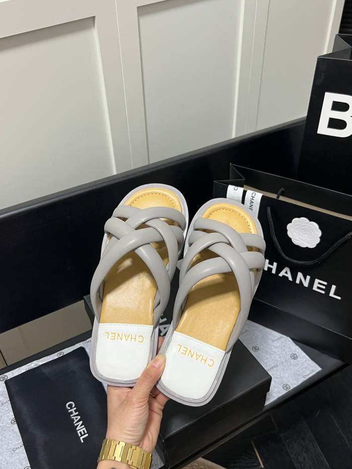 Women's Flat slippers shoe ,size 35-40 ,SS50-1219-1226