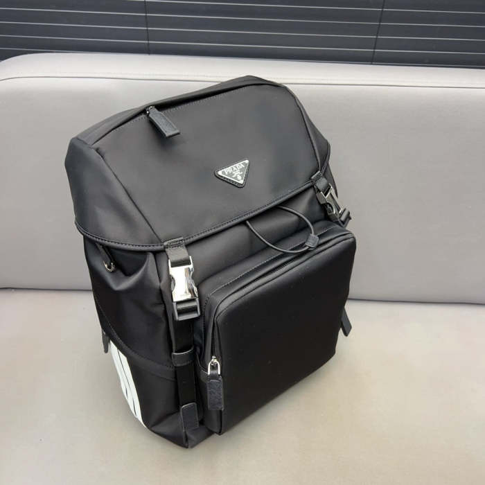 Nylon bag ,4A,size 43x28cm, no box, B88-1713