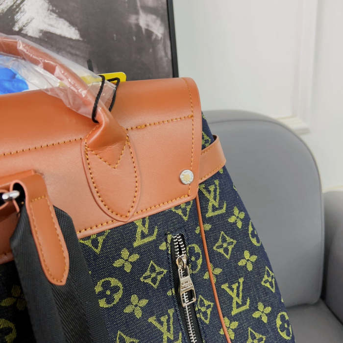 Split Leather  bag ,4A , size 32*45cm ,no box,  B88-1654-1655