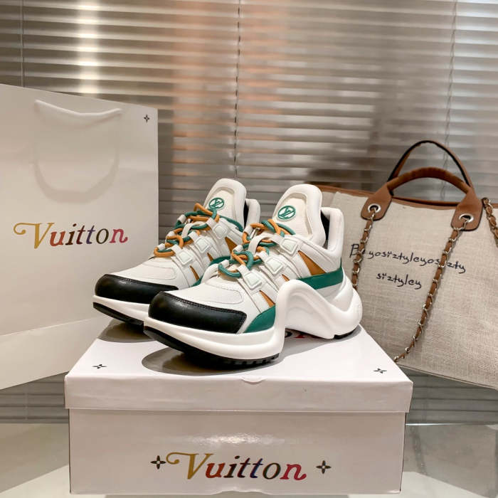 women sneakers shoes, size 35-40 , SS98-329-331