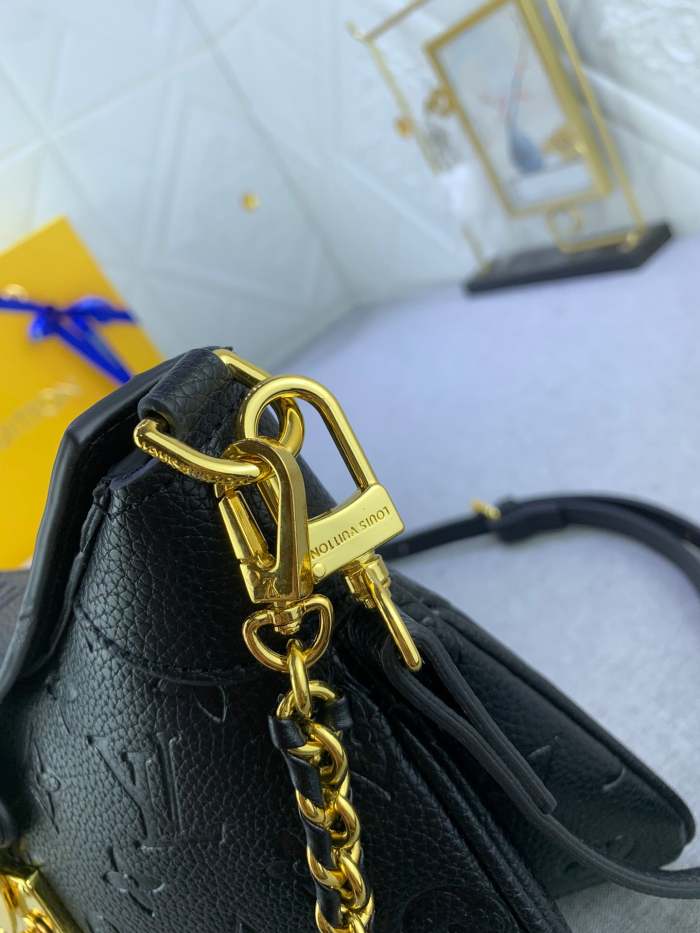 Split Leather  bag ,5A , size 29x19x9cm ,no box,  B110-137