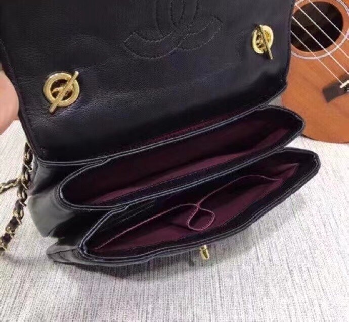 Leather  bag ,5A , size 25X12X17cm ,no box,  B110-159