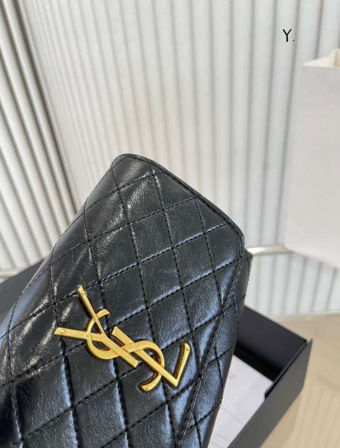 Split Leather  bag ,3A , size 18*10cm ,no box,  B50-1903-1904