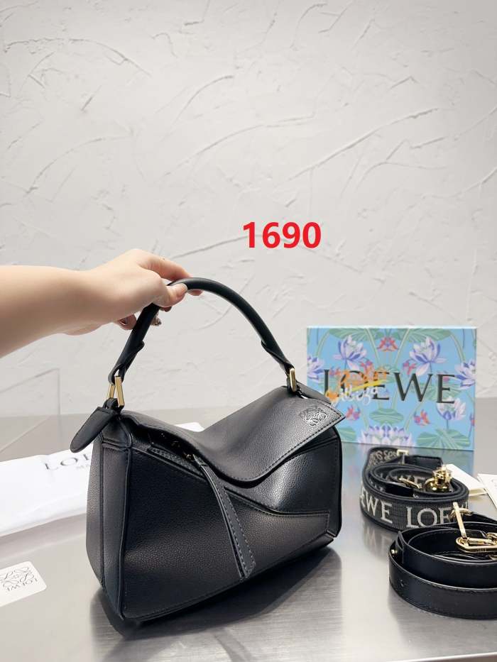 Split leather  bag ,4A,size 25cm, no box, B88-1689-1692