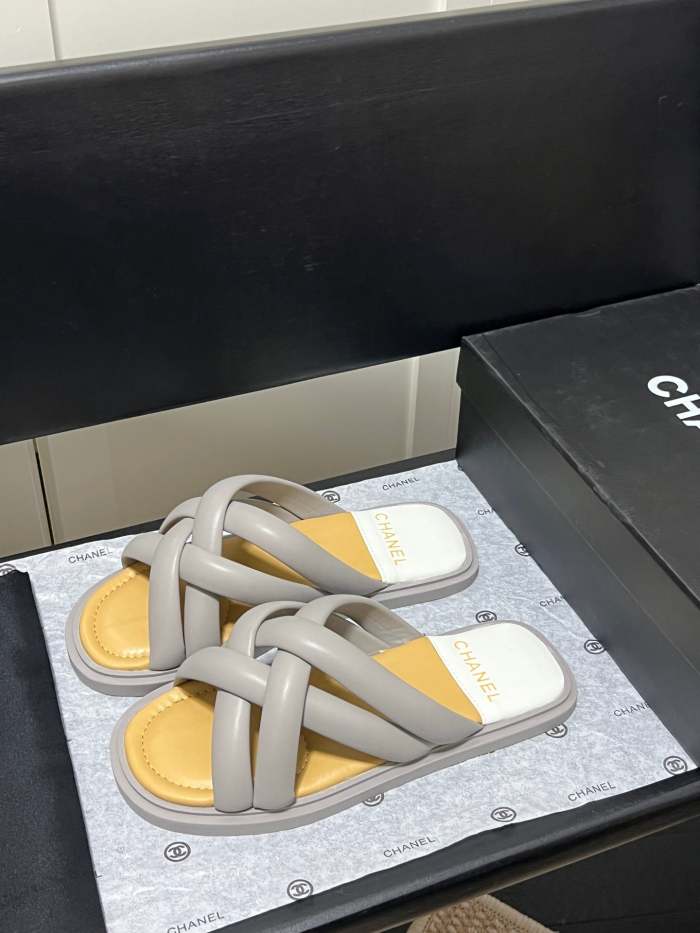 Women's Flat slippers shoe ,size 35-40 ,SS50-1219-1226