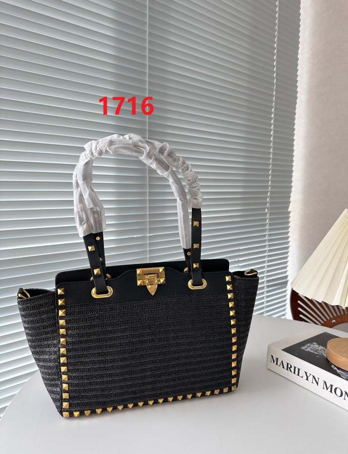 Straw and split leather bag ,4A,size 29x22cm, no box, B88-1714-1717