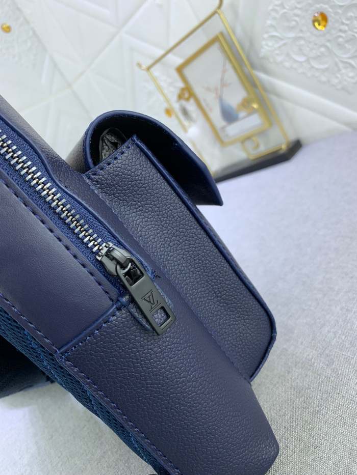 Leather bag ,5A ,no box,size 20x30x4cm,B110-172
