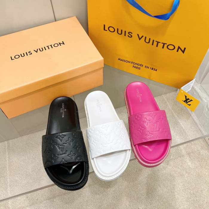 Flat sandals slippers , size 35-40, SS60-1900-1902
