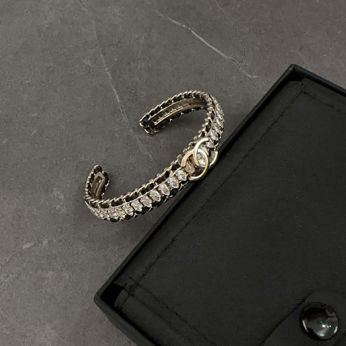 Bracelet bangle jewelry ,with box,  J25-1714