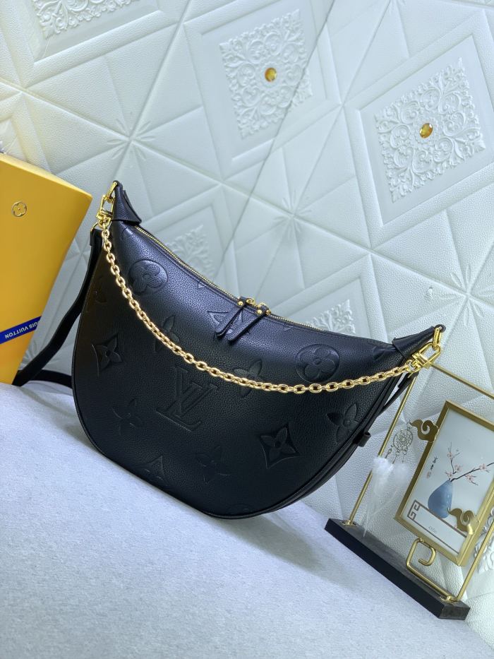 Leather bag ,5A ,no box,size 38X26X10cm,B110-166