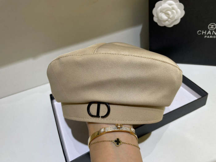 Fashion hat for women ,no box. HX25-589-591