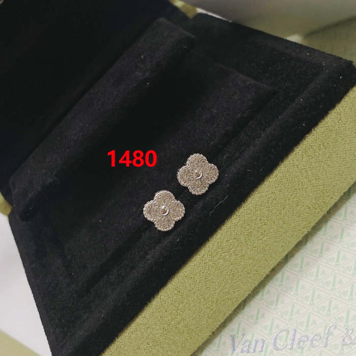 Earring  jewelry ,with box,  J25-1479-1485