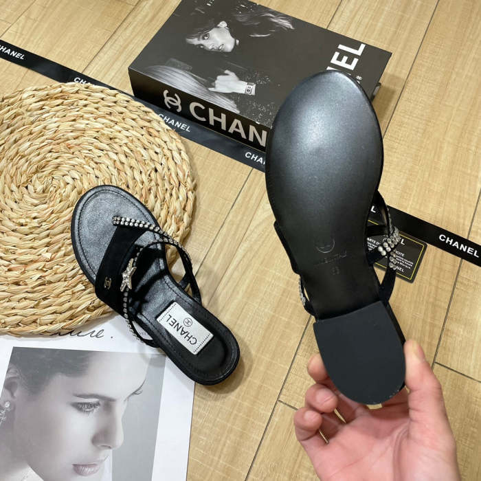 Flat leather sandals slippers , size 34-41, SS60-1990