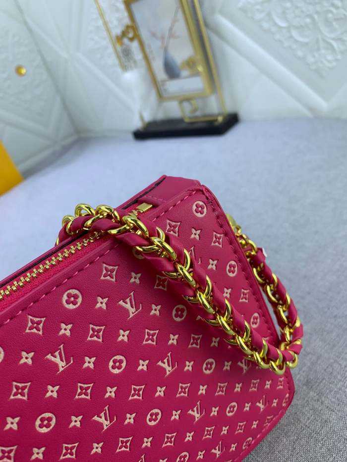 Split Leather  bag ,5A , size 21.5x12.5x5cm ,no box,  B110-134