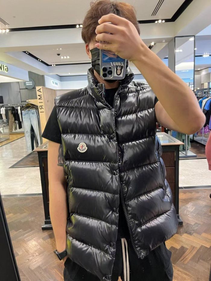 Down vest  size :1,2,3,4,5,6. CL98-6