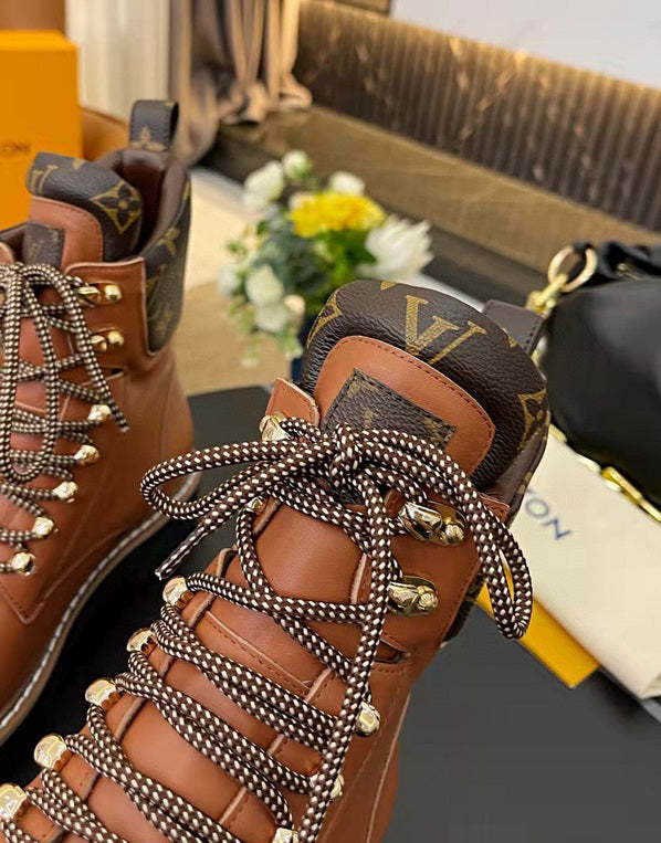Women boot shoes, size 35-41, SS150-81-82