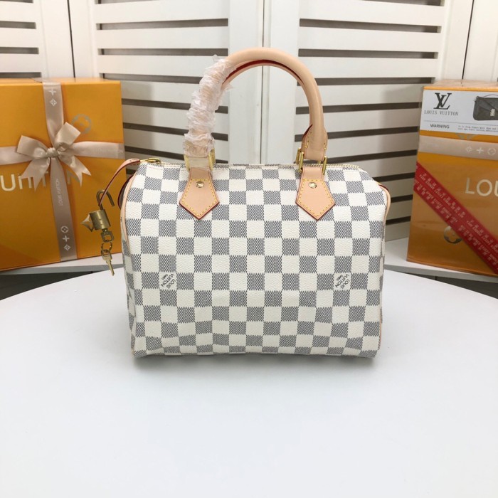 Split leather bag,AAAA, no box size ：25cm or 30cm, B75-3624
