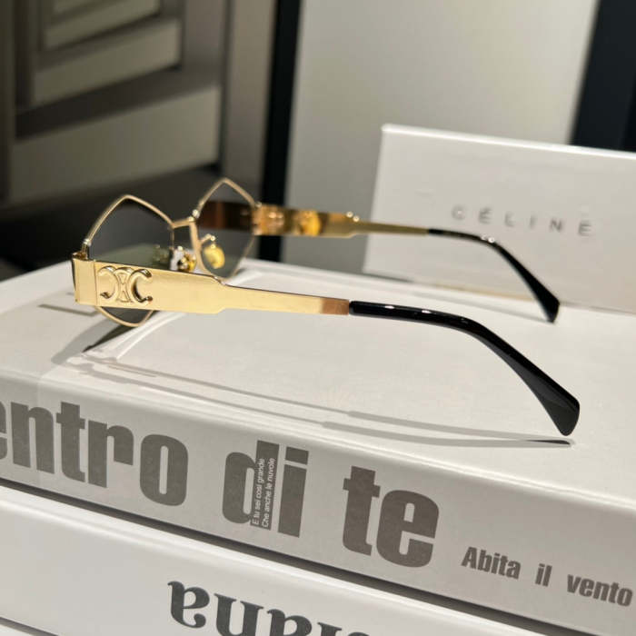 Blue light blocking sunglasses with the box and case ,G25-2306-2311
