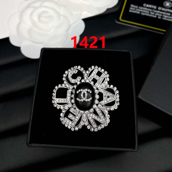 Brooch  jewelry ,with box,  J25-1421