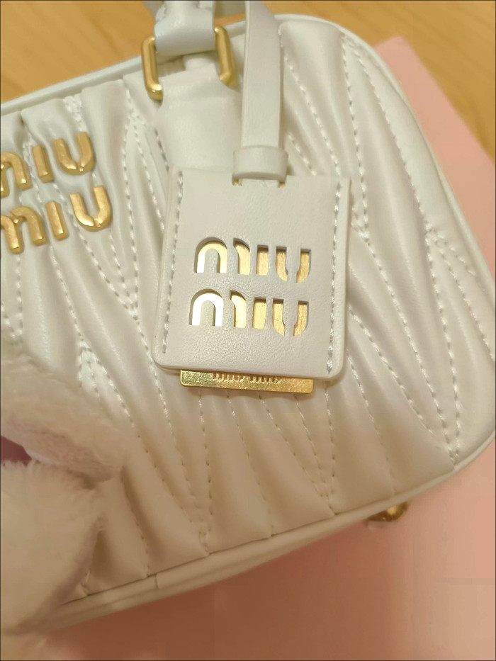 Split Leather  bag ,4A , size 19X13X6cm ,no box,  B68-6065-6067