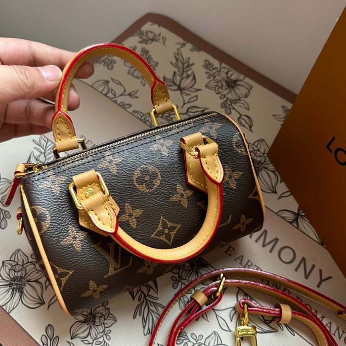 Split leather bag, AAA,size 16cm,no box,B50-1912