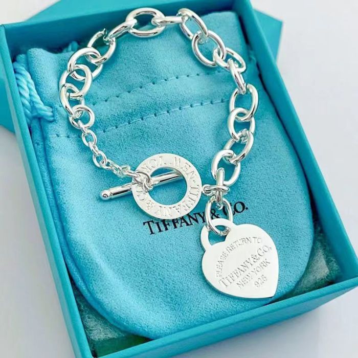the necklace and bracelet set, J38-223
