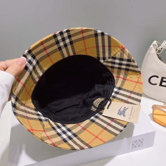 men women hat ,no box. HX25-442-443