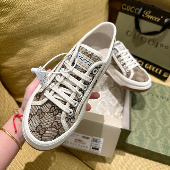 Women Platform canvas  shoes, size 35-40, SS70-1744