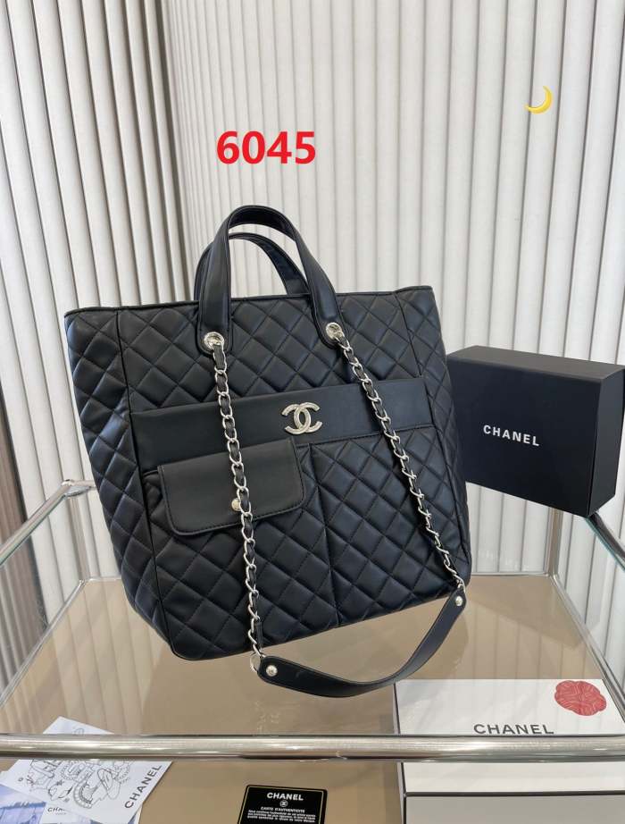 Split Leather  bag ,3A , size 35*26cm and 30*33cm ,no box,  B68-6044-6045