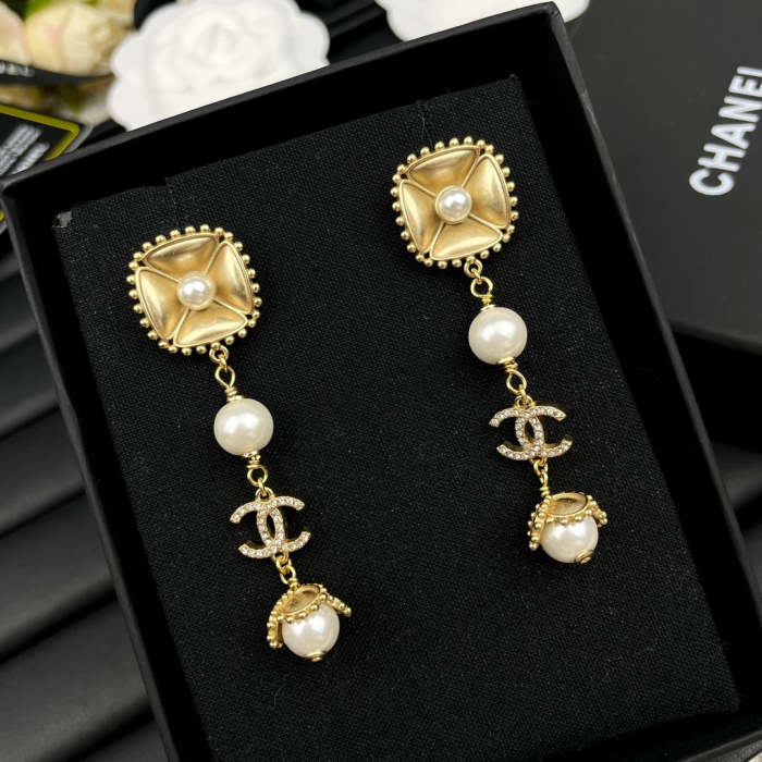 Earring  jewelry ,with box,  J25-1697