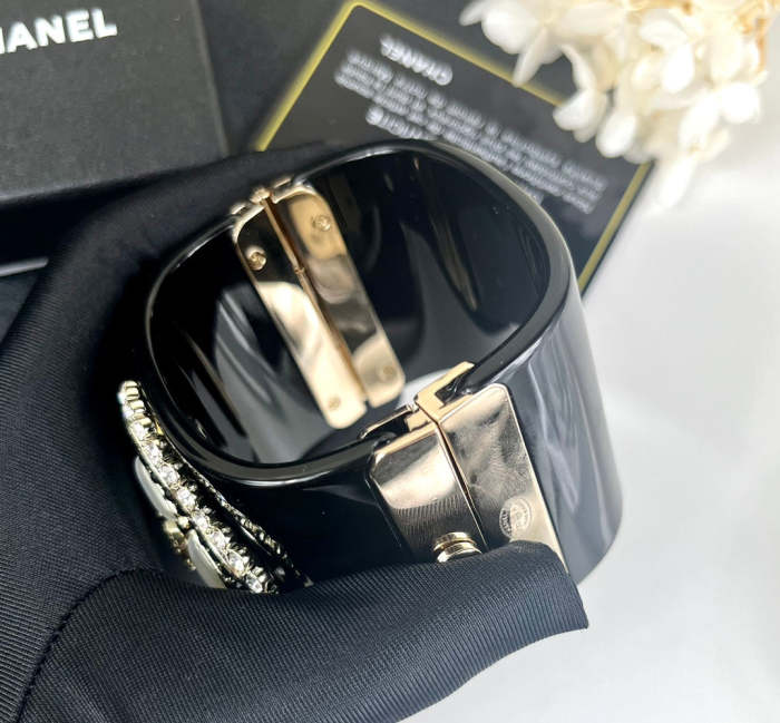 Bracelet bangle jewelry ,with box,  J48-65