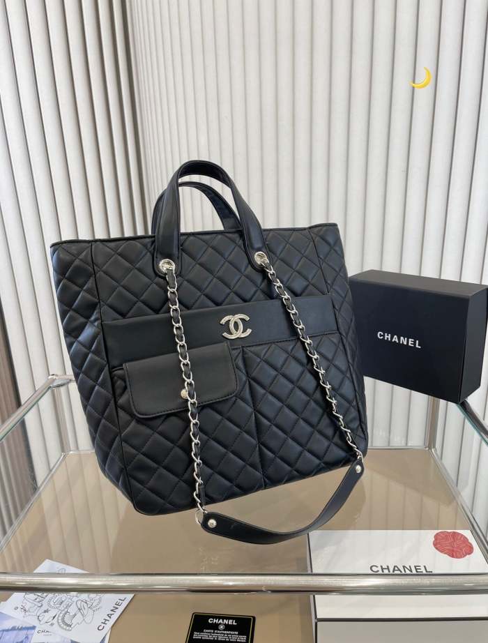Split Leather  bag ,3A , size 35*26cm and 30*33cm ,no box,  B68-6044-6045