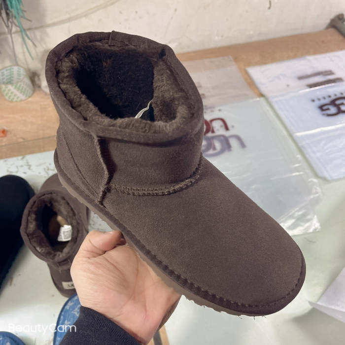 Adult  kids family flat snow boots shoes, wih box, size 25-44, SS50-1402-1403