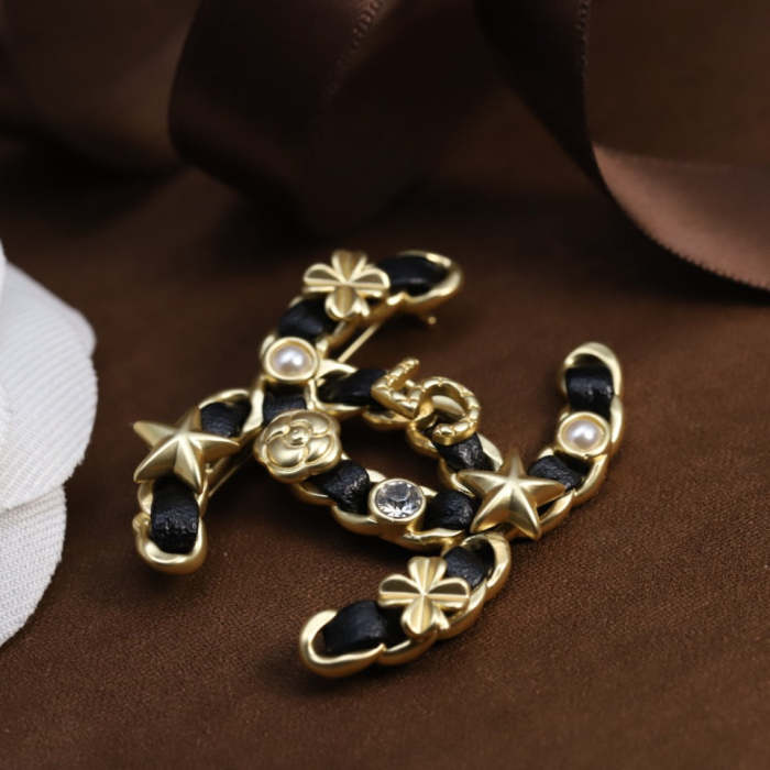 Brooch jewelry ,with box,  J25-1686