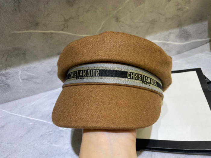 Fashion hat for women ,no box. HX25-607-609