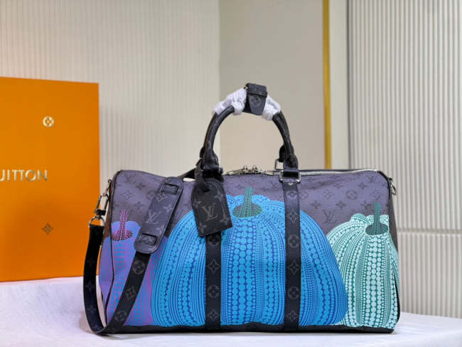 Keepall Leather bag ,5A , size 45x27x20cm ,no box, B110-141