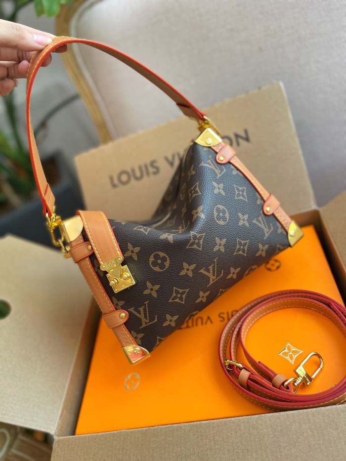 split leather bag,AAAA, no box,size 24*16cm,B75-2512-2513