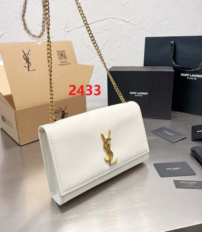 split leather bag,AAAA, no box,size 24*14cm,B75-2431-2433