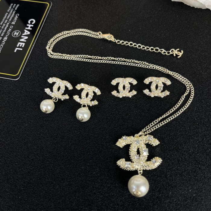 Earring and necklace  jewelry ,with box,  J35-117