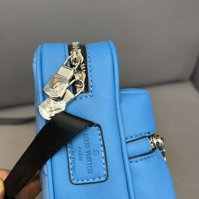 Split Leather  bag ,3A , size 25x18cm ,no box,  B68-6062-6064